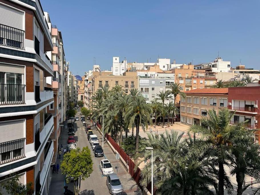 Piso Centro Elche Junto Basilica Daire Dış mekan fotoğraf